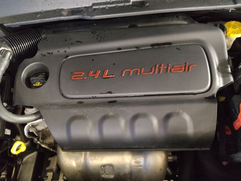 Used 2022 Jeep Compass Latitude w/ Sun and Sound Group AWD/4WD image 30