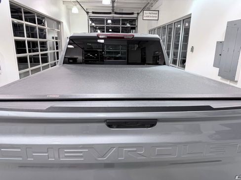 Used 2023 Chevrolet Silverado 1500 LTZ image 6