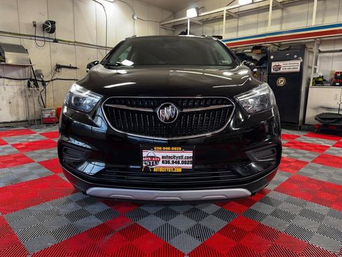 Used 2018 Buick Encore Preferred image 2