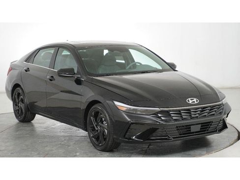 New 2026 Hyundai Elantra SEL Sport Premium image 1