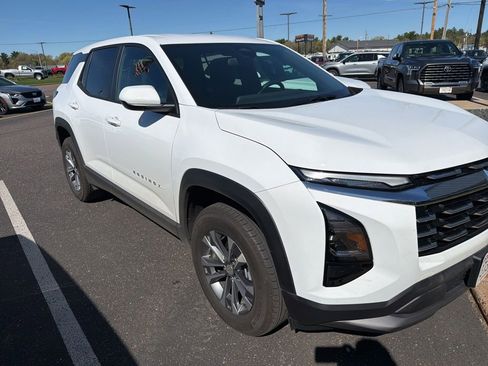 Certified 2025 Chevrolet Equinox LT AWD/4WD image 1