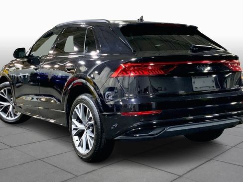 Used 2021 Audi Q8 Premium w/ Black Optic Package image 11