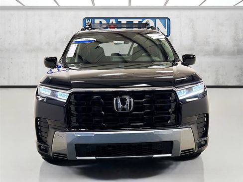 New 2026 Honda Pilot Elite image 2