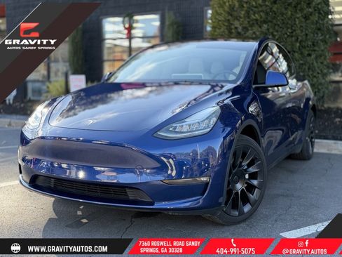 Used 2022 Tesla Model Y Long Range image 1