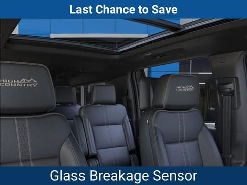 New 2025 Chevrolet Suburban High Country image 27