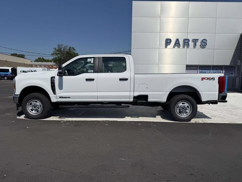 New 2026 Ford F350 XL w/ FX4 Off-Road Package AWD/4WD image 6
