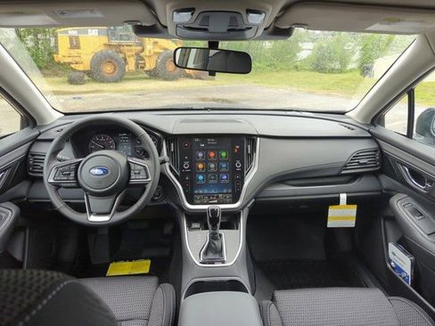 Used 2025 Subaru Outback Premium image 17
