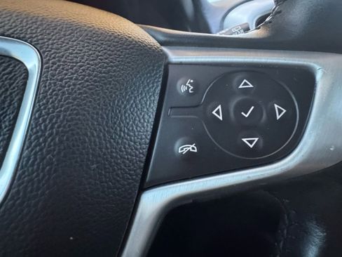 Used 2022 GMC Terrain SLT w/ Infotainment Package II image 20