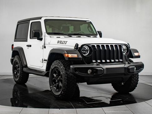 Used 2022 Jeep Wrangler Willys image 5