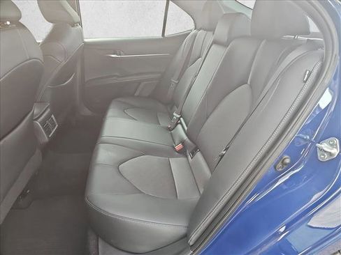 Used 2023 Toyota Camry XSE image 9