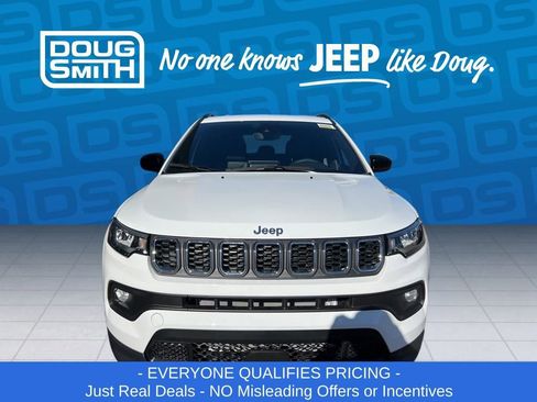 New 2026 Jeep Compass Latitude image 8