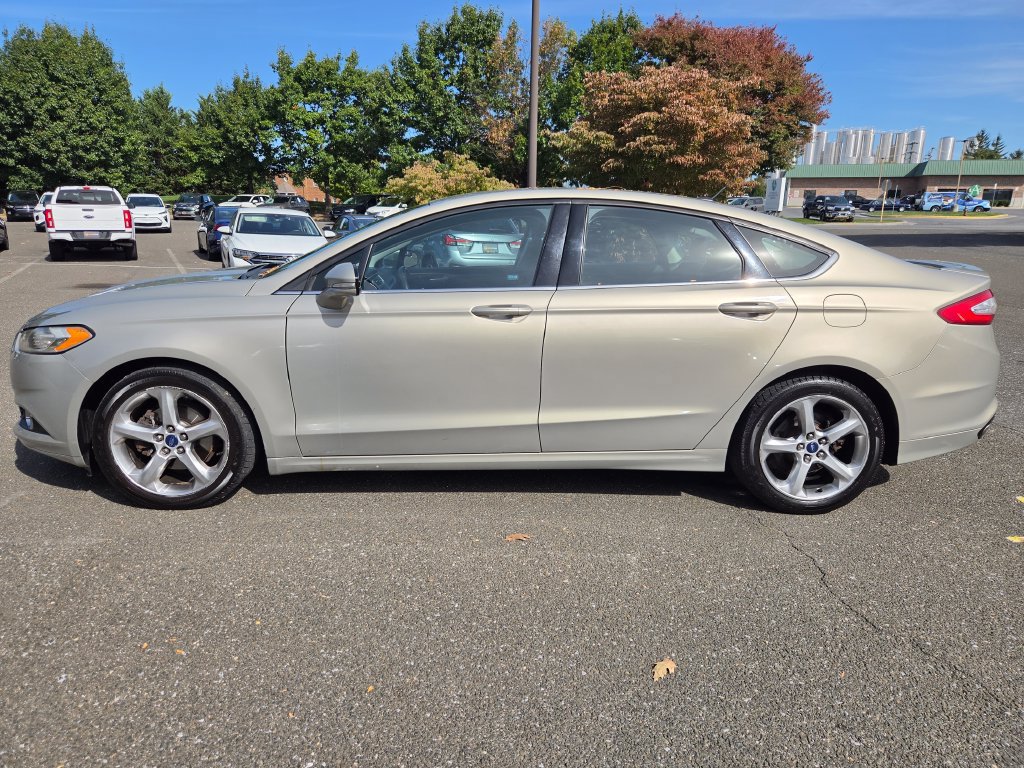 Used 2015 Ford Fusion SE w/ Equipment Group 201A AWD/4WD image 4