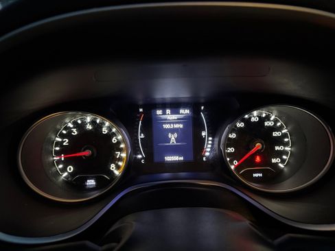 Used 2020 Jeep Compass Sport image 15