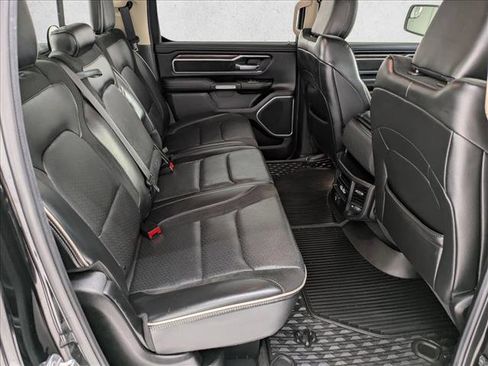 Used 2019 RAM 1500 Laramie image 18