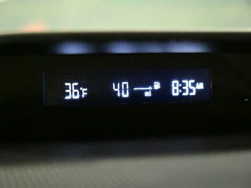 Used 2022 Subaru Ascent Premium w/ Convenience Package image 36