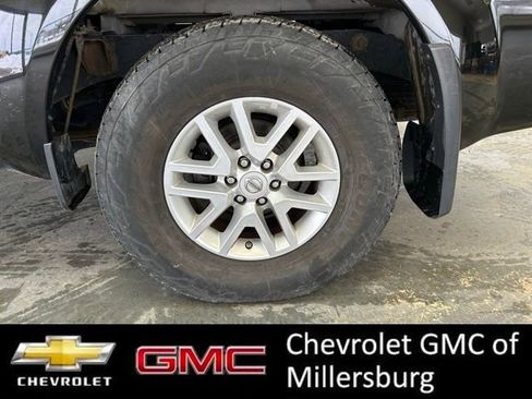 Used 2016 Nissan Frontier SV w/ SV Value Truck Package image 9