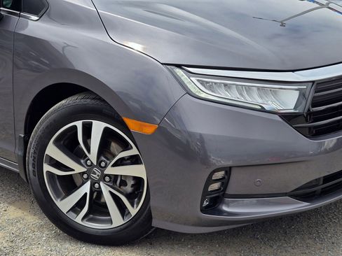 Used 2023 Honda Odyssey Touring image 9