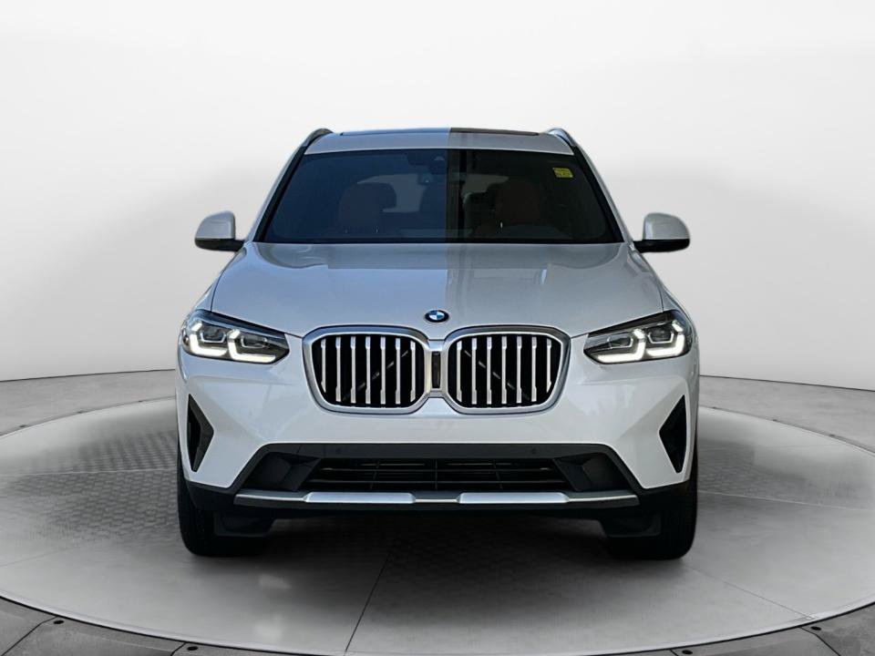 Used 2023 BMW X3 xDrive30i w/ Premium Package AWD/4WD image 2