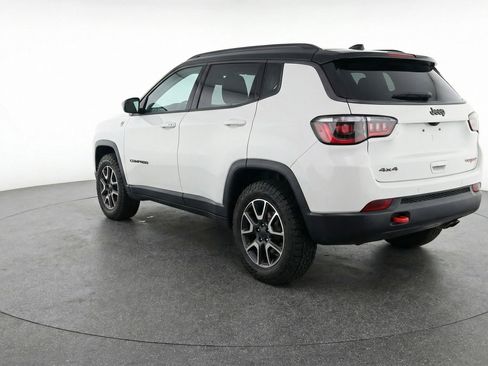 Used 2025 Jeep Compass Trailhawk AWD/4WD image 6