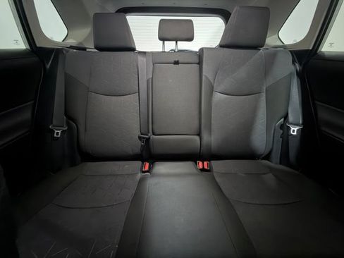 Used 2025 Toyota RAV4 XLE AWD/4WD image 15