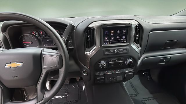 Used 2025 Chevrolet Silverado 2500 Custom w/ Custom Value Package AWD/4WD image 12