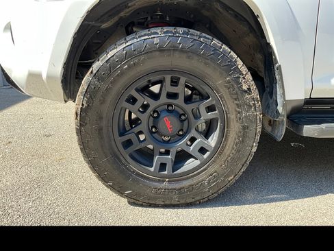 Used 2024 Toyota 4Runner TRD Pro AWD/4WD image 16