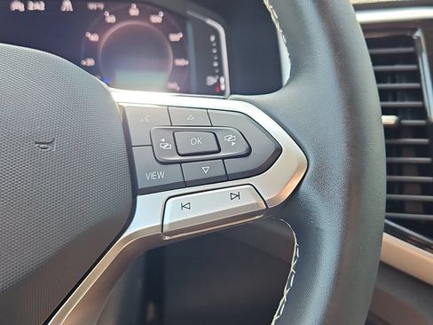 Used 2023 Volkswagen Atlas SE AWD/4WD image 25