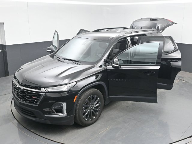 Used 2023 Chevrolet Traverse RS AWD/4WD image 54