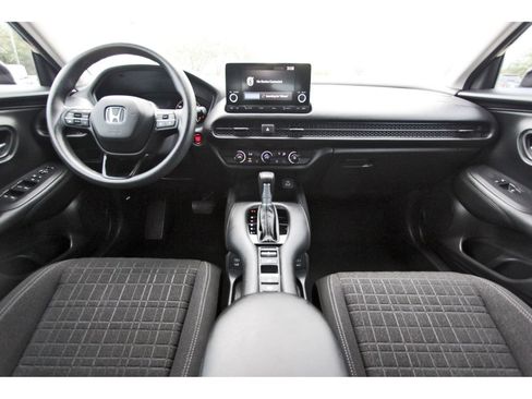 Used 2024 Honda HR-V LX image 10