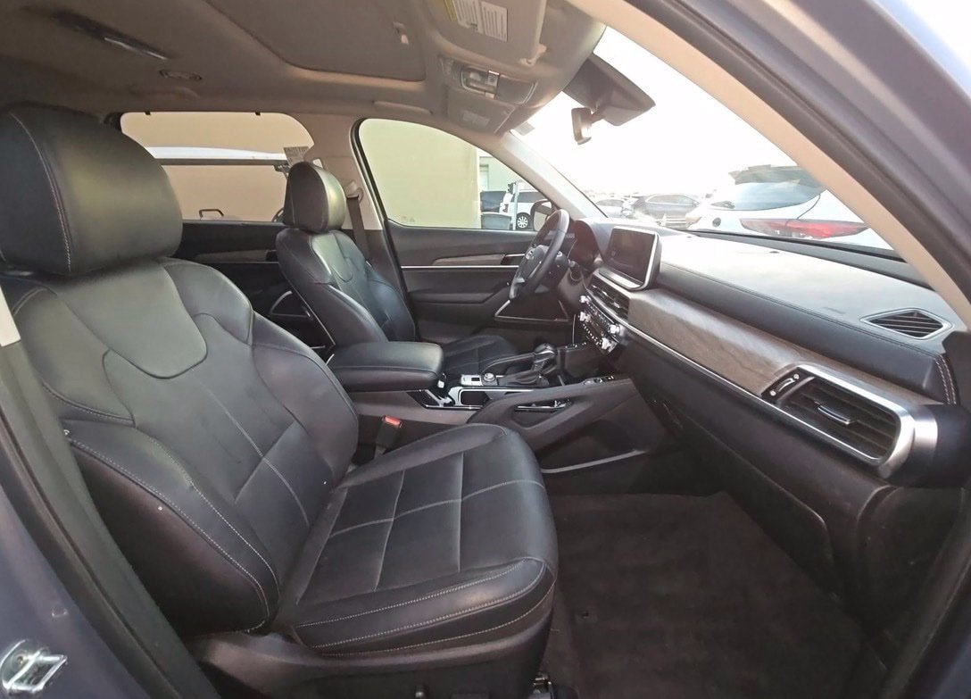 Used 2022 Kia Telluride EX w/ EX Premium Package FWD image 12