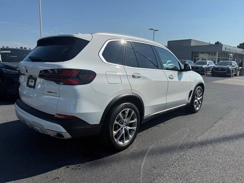 Used 2026 BMW X5 xDrive40i AWD/4WD image 13