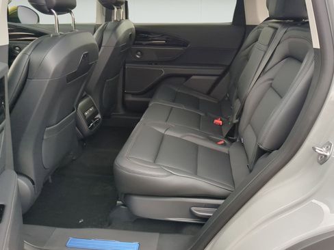 New 2026 Lincoln Nautilus Premier w/ Equipment Group 102A AWD/4WD image 22
