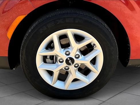 Used 2022 Kia Soul LX w/ Technology Package FWD image 10