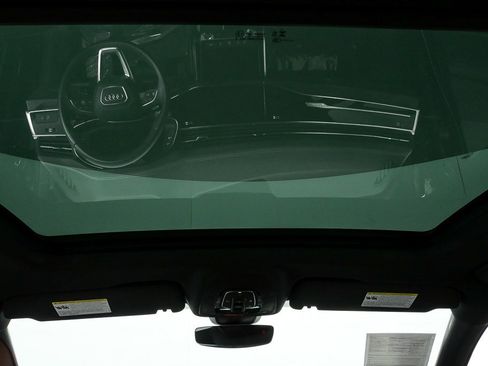 Used 2023 Audi Q7 2.0T Premium w/ Convenience Package image 19