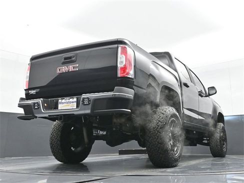 Used 2018 GMC Canyon SLE w/ SLE Convenience Package image 44