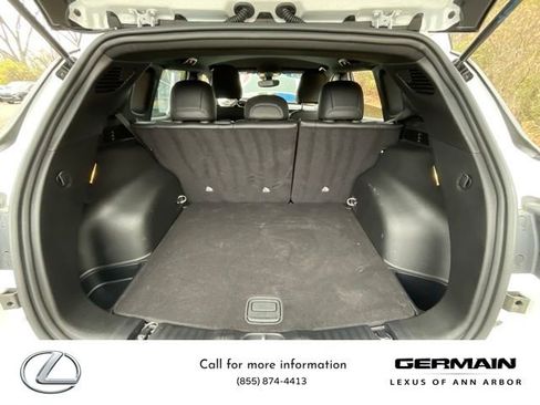 Used 2025 Jeep Compass Trailhawk image 22