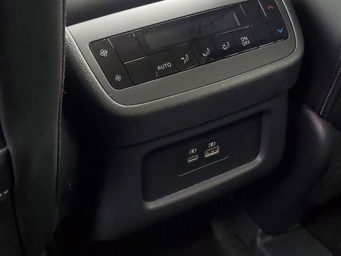 New 2025 Nissan Pathfinder SL image 31