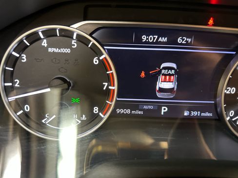 Certified 2024 Nissan Rogue SV image 15