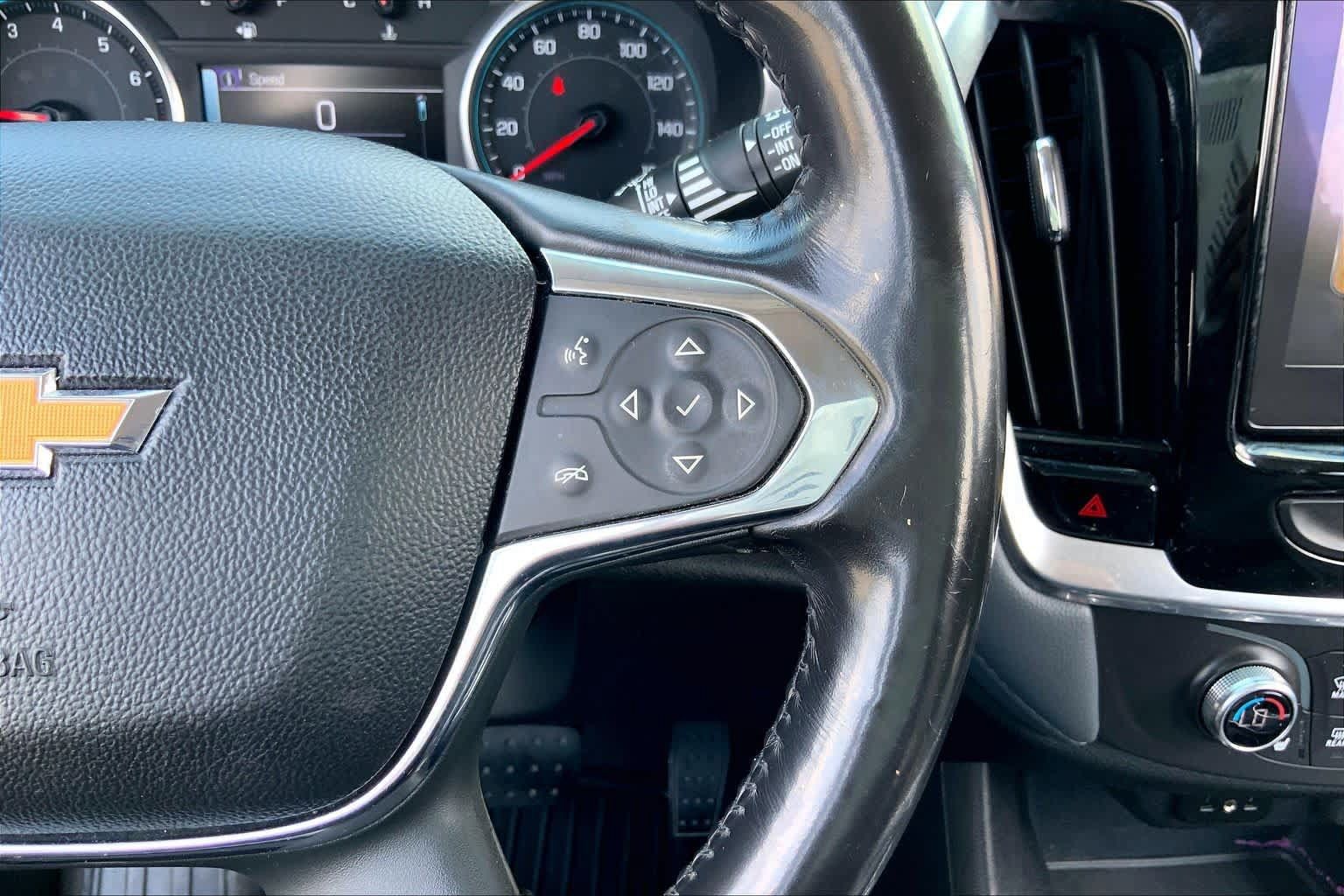 Used 2019 Chevrolet Traverse LT FWD image 24