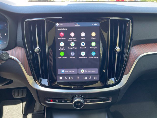 Certified 2025 Volvo V60 B5 Cross Country Plus AWD/4WD image 20