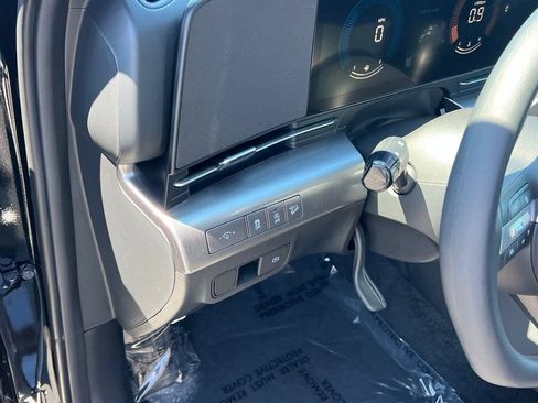 Certified 2025 Hyundai Kona SE AWD/4WD image 15