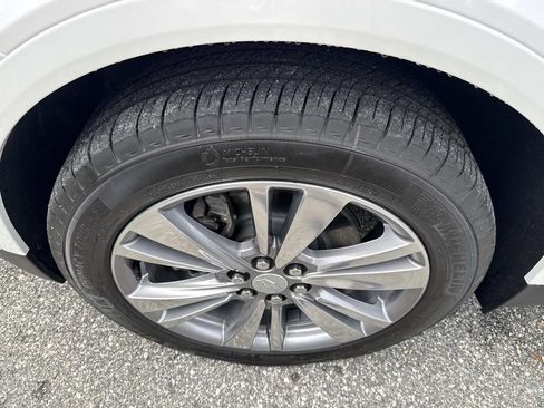 Used 2026 Cadillac XT5 Premium Luxury w/ Driver Assist Package FWD image 11