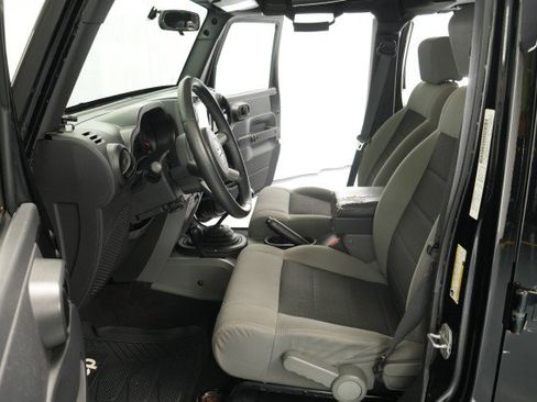Used 2008 Jeep Wrangler Unlimited X AWD/4WD image 27