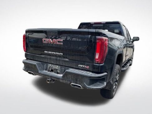 Used 2022 GMC Sierra 1500 AT4 w/ AT4 Preferred Package image 8