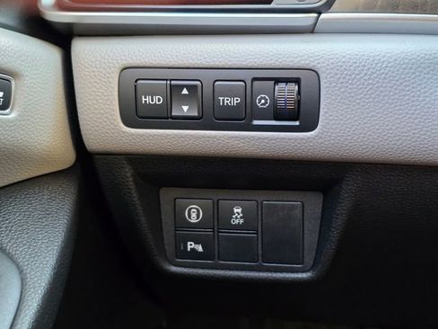 Used 2018 Honda Accord Touring image 38