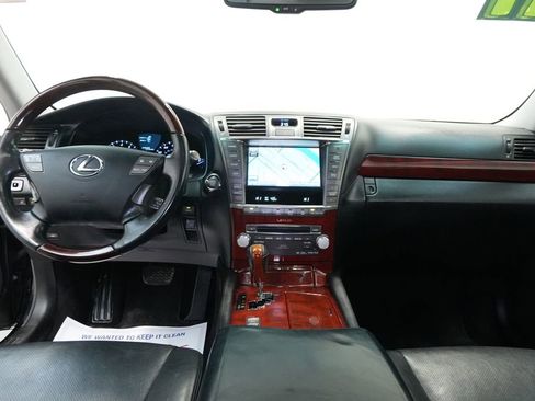 Used 2011 Lexus LS 460 AWD w/ Luxury Value Edition image 34