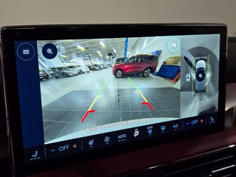 New 2025 Lincoln Corsair Reserve w/ Jet Appearance Package image 31