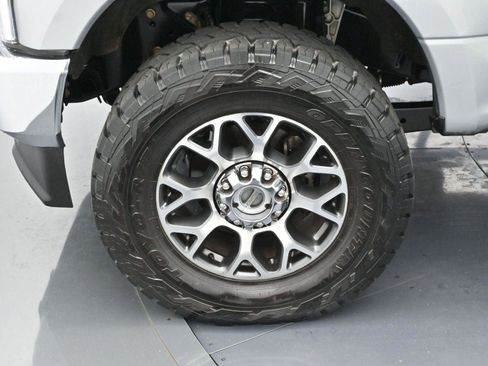 Used 2020 Ford F350 Lariat w/ Lariat Ultimate Package image 34