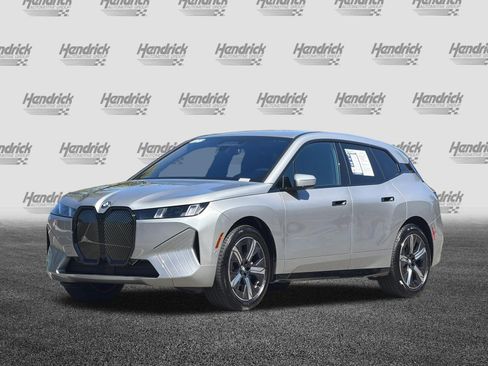 Used 2026 BMW iX xDrive45 AWD/4WD image 9