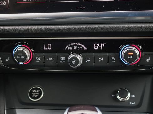 New 2025 Audi Q3 2.0T Premium image 19